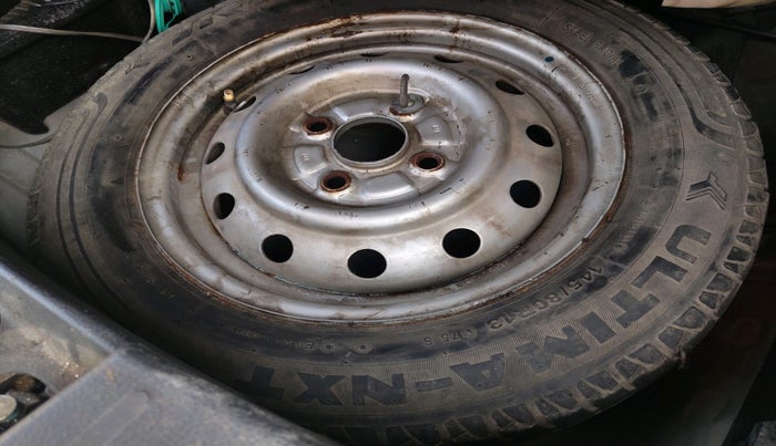 2013 Maruti Wagon R 1.0 LXI, Petrol, Manual, 87,726 km, tyre