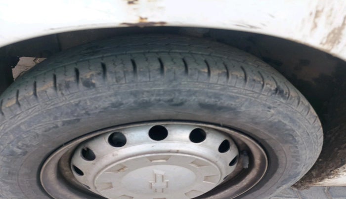 2013 Chevrolet Sail 1.2 BASE, Petrol, Manual, 41,950 km, tyre