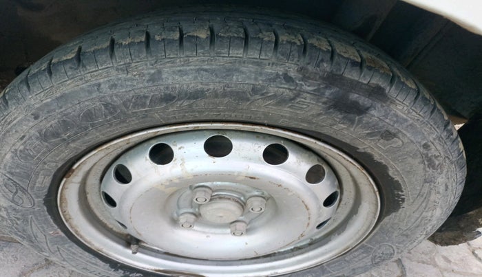 2013 Chevrolet Sail 1.2 BASE, Petrol, Manual, 41,950 km, tyre