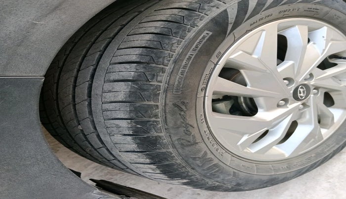 2021 Hyundai Creta SX EXECUTIVE 1.5 PETROL, Petrol, Manual, 20,278 km, tyre