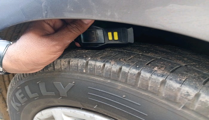 2014 Hyundai Elite i20 MAGNA 1.2, Petrol, Manual, 1,36,777 km, tyre