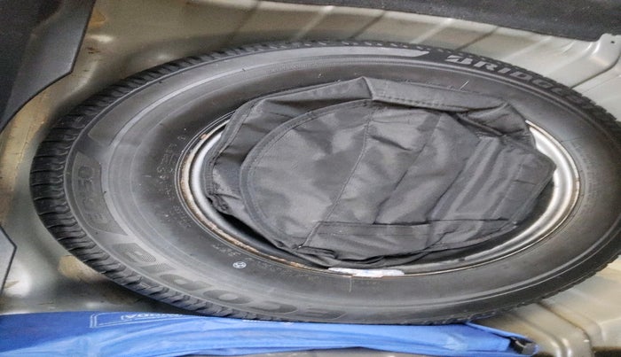 2022 Tata ALTROZ XM PLUS PETROL, Petrol, Manual, 55,650 km, tyre