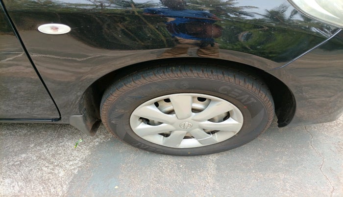 2012 Nissan Sunny XE, Petrol, Manual, 50,840 km, tyre