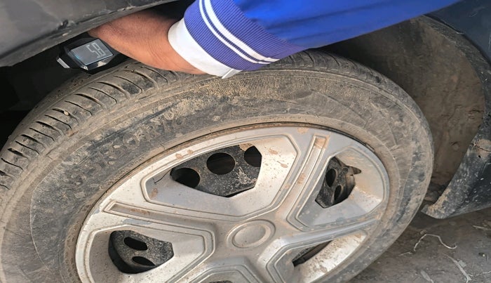 2017 Honda WR-V 1.2L I-VTEC S MT, Petrol, Manual, 67,640 km, tyre