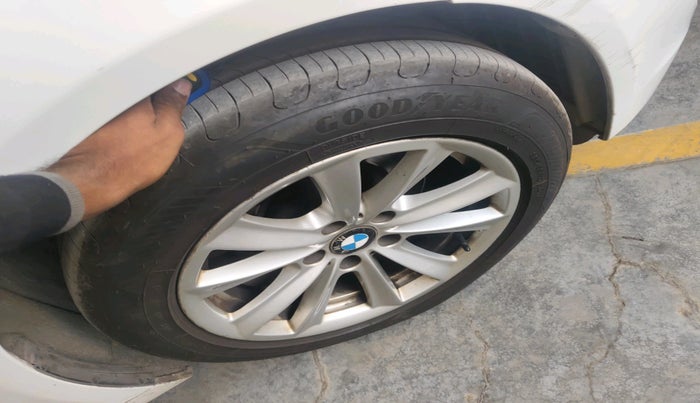 2013 BMW 5 Series 520D 2.0, Diesel, Automatic, 55,045 km, tyre