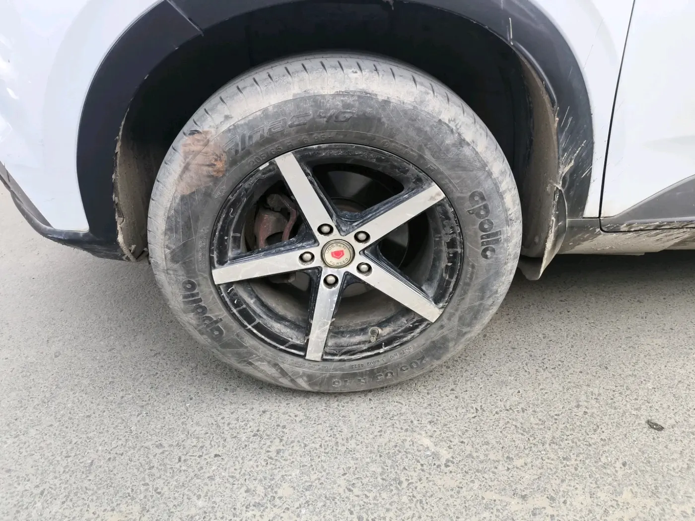 2021 Hyundai VENUE S 1.2, CNG, Manual, 45,053 km, tyre