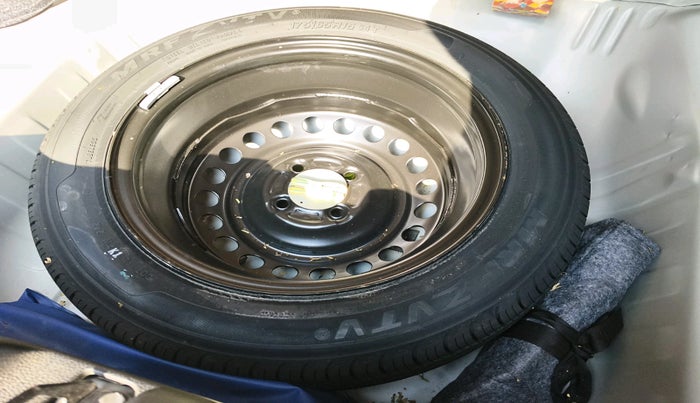 2024 Honda Amaze 1.2L I-VTEC VX, Petrol, Manual, 20,689 km, tyre