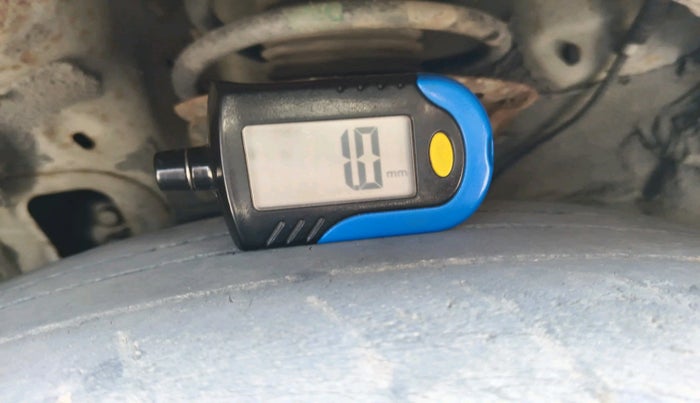 2011 Hyundai Verna FLUIDIC 1.6 VTVT SX, Petrol, Manual, 76,381 km, tyre