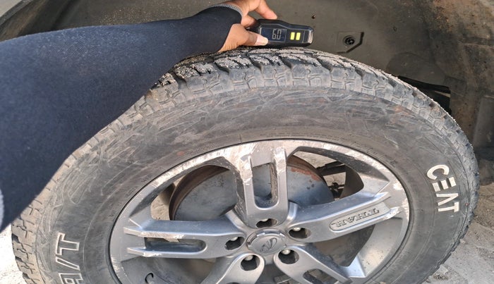 2021 Mahindra Thar LX HT PETROL 4WD MT, Petrol, Manual, 93,078 km, tyre