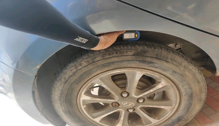 2013 Hyundai Grand i10 ASTA 1.1 CRDI (O), Diesel, Manual, 1,31,750 km, tyre