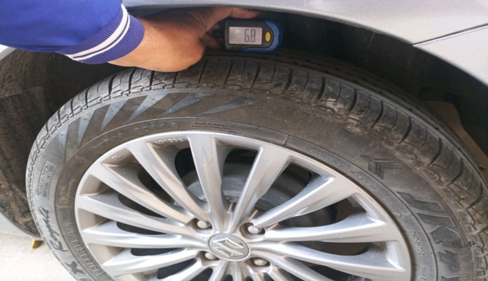 2017 Maruti Ciaz ALPHA  AT 1.4  PETROL, Petrol, Automatic, 60,140 km, tyre