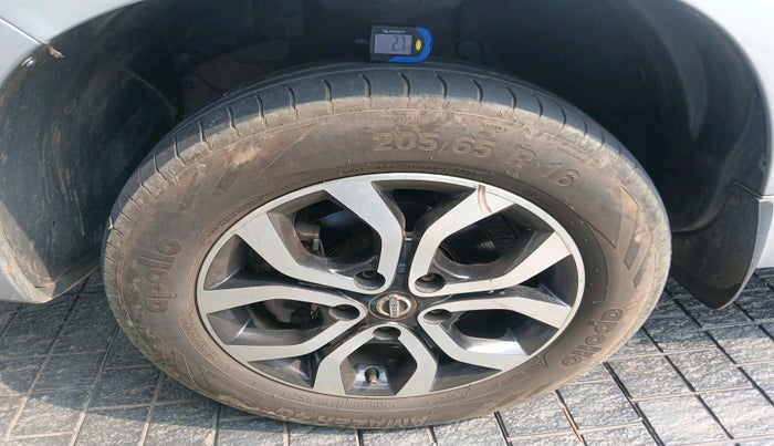 2016 Nissan Terrano XL O (D), Diesel, Manual, 1,23,771 km, tyre