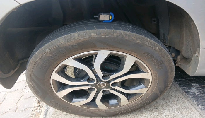 2016 Nissan Terrano XL O (D), Diesel, Manual, 1,23,771 km, tyre