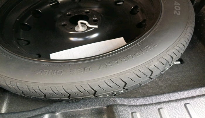 2021 Mercedes Benz GLA Class 220d, Diesel, Automatic, 27,765 km, tyre