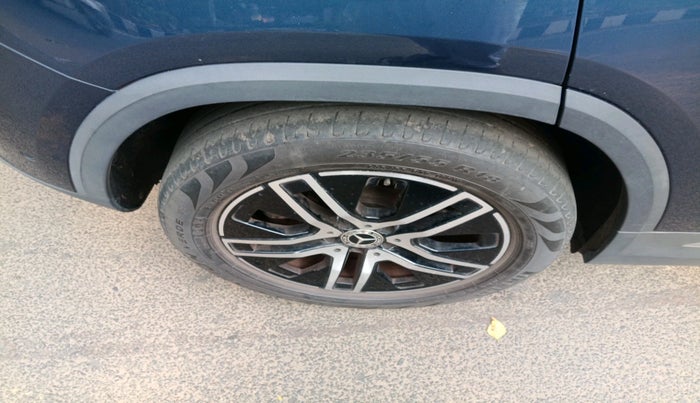 2021 Mercedes Benz GLA Class 220d, Diesel, Automatic, 27,765 km, tyre