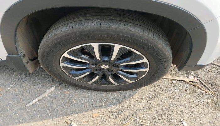 2021 Maruti Vitara Brezza ZXI PLUS, Petrol, Manual, 1,56,111 km, tyre