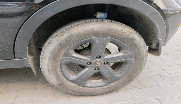 2023 Tata NEXON XZ PLUS PETROL SUNROOF DARK EDITION, Petrol, Manual, 27,550 km, tyre