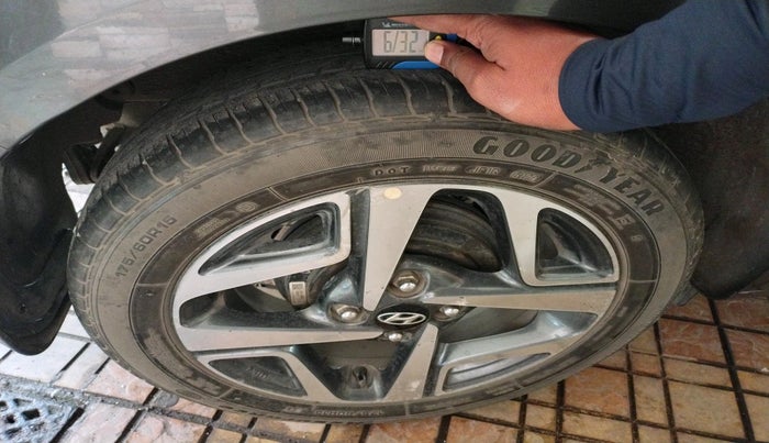 2021 Hyundai AURA SX 1.2, Petrol, Manual, 16,432 km, tyre