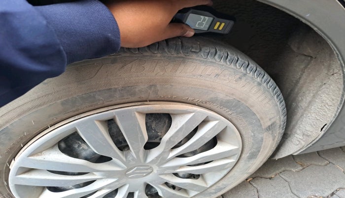 2018 Maruti Dzire VXI, Petrol, Manual, 55,323 km, tyre