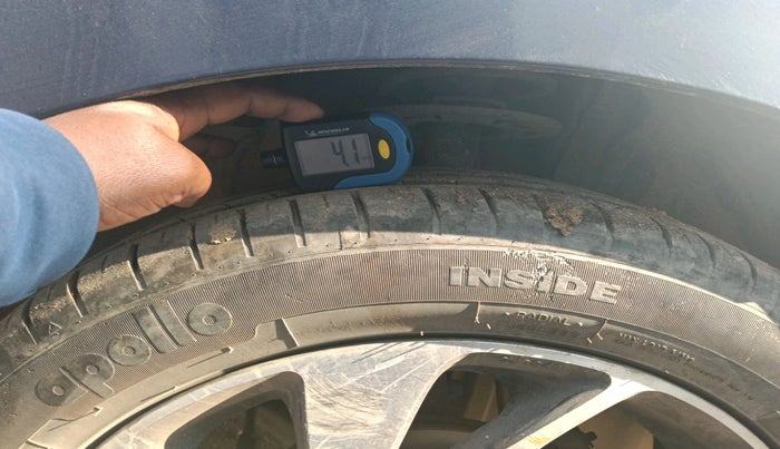 2021 Maruti Baleno ZETA PETROL 1.2, Petrol, Manual, 49,778 km, tyre