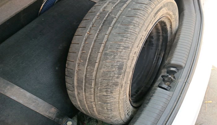 2018 Hyundai Grand i10 SPORTZ (O) AT 1.2 KAPPA VTVT, Petrol, Automatic, 73,506 km, tyre