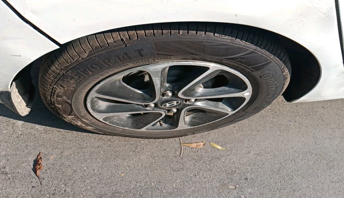 2018 Hyundai Grand i10 SPORTZ (O) AT 1.2 KAPPA VTVT, Petrol, Automatic, 73,506 km, tyre