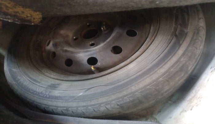 2017 Maruti Swift VDI, Diesel, Manual, 96,135 km, tyre