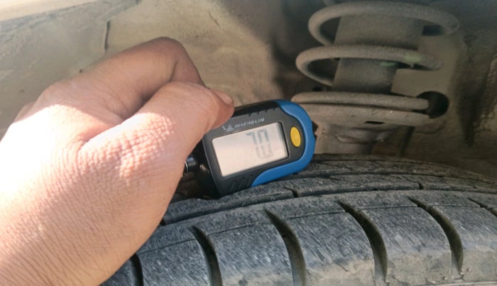 2011 Maruti Wagon R 1.0 VXI, Petrol, Manual, 34,210 km, tyre