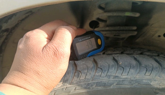 2011 Maruti Wagon R 1.0 VXI, Petrol, Manual, 34,210 km, tyre