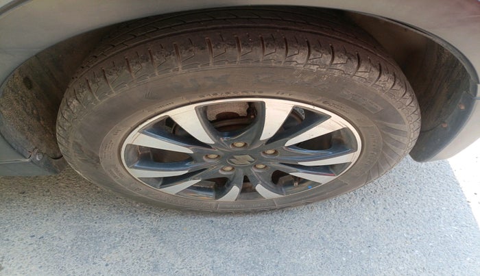 2018 Maruti S Cross ZETA 1.3, Diesel, Manual, 97,035 km, tyre