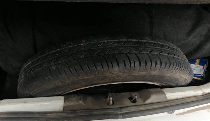 2018 Tata Tiago WIZZ EDITION PETROL, CNG, Manual, 58,795 km, tyre