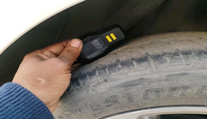 2019 Hyundai Verna 1.6 CRDI SX, Diesel, Manual, 1,57,723 km, tyre