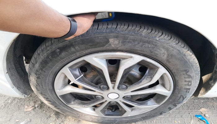 2014 Maruti Ciaz VDI, Diesel, Manual, 1,14,019 km, tyre