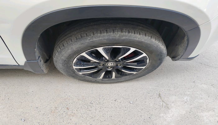 2022 Toyota URBAN CRUISER PREMIUM GRADE MT, Petrol, Manual, 31,242 km, tyre