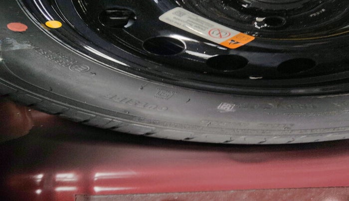 2018 Ford FREESTYLE TITANIUM 1.2 PETROL, Petrol, Manual, 32,271 km, tyre