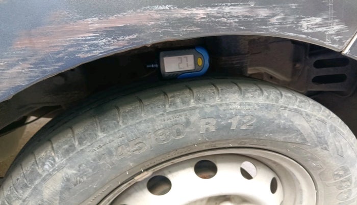 2014 Hyundai Eon ERA +, Petrol, Manual, 73,562 km, tyre