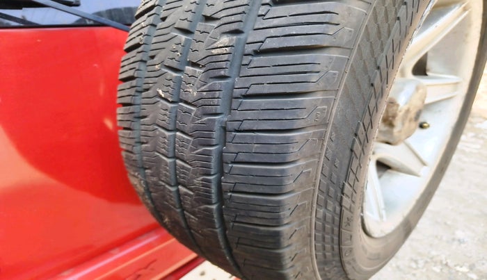 2006 Tata Safari 4X2 EX DICOR, Diesel, Manual, 1,69,115 km, tyre