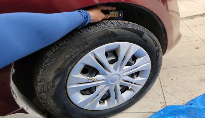 2014 Maruti Ertiga VXI CNG, Petrol, Manual, 78,319 km, tyre