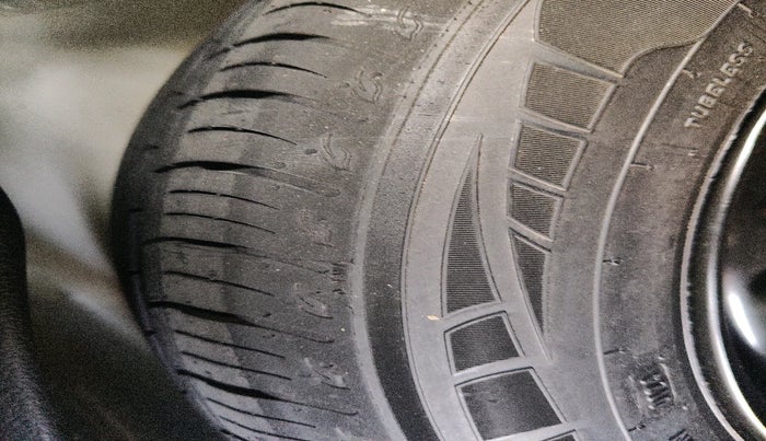 2024 Maruti BREZZA LXI, Petrol, Manual, 23,339 km, tyre