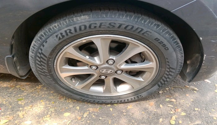 2015 Hyundai Grand i10 ASTA 1.2 KAPPA VTVT, Petrol, Manual, 85,771 km, tyre