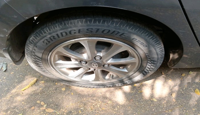 2015 Hyundai Grand i10 ASTA 1.2 KAPPA VTVT, Petrol, Manual, 85,771 km, tyre