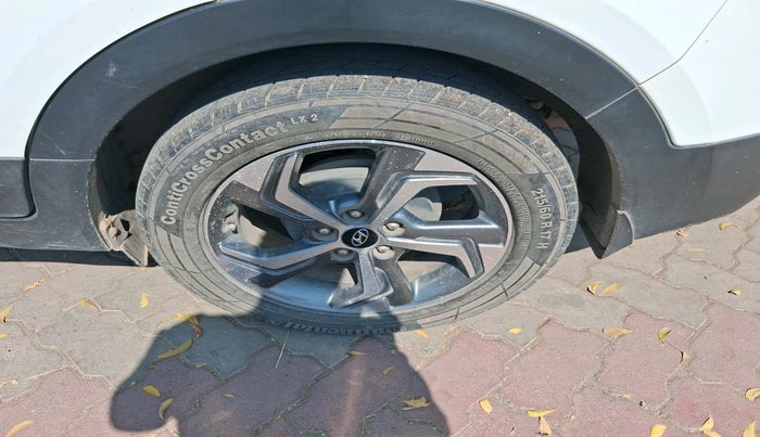 2018 Hyundai Creta SX AT 1.6 DIESEL, Diesel, Automatic, 52,412 km, tyre