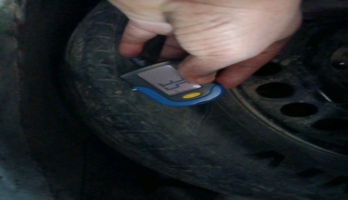 2019 Maruti Baleno ZETA PETROL 1.2, CNG, Manual, 98,888 km, tyre