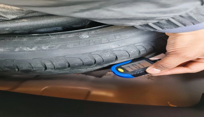 2022 Tata NEXON XZ PLUS SUNROOF DIESEL DUAL TONE, Diesel, Manual, 44,634 km, tyre