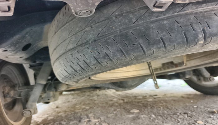 2018 Toyota Innova Crysta 2.4 ZX 7 STR, Diesel, Manual, 67,438 km, tyre