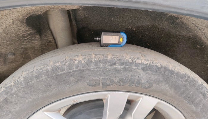 2017 Maruti Vitara Brezza ZDI, Diesel, Manual, 72,274 km, tyre