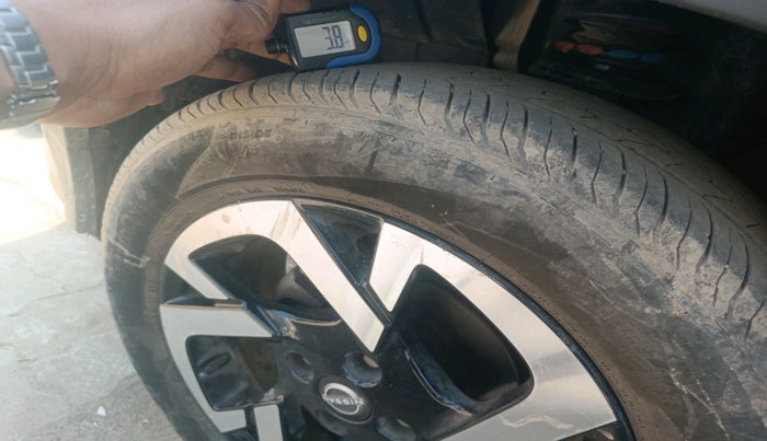 2024 Nissan MAGNITE XV TURBO, Petrol, Manual, 28,372 km, tyre