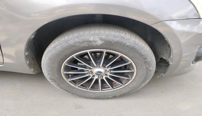 2015 Maruti Swift Dzire VXI, Petrol, Manual, 1,08,277 km, tyre