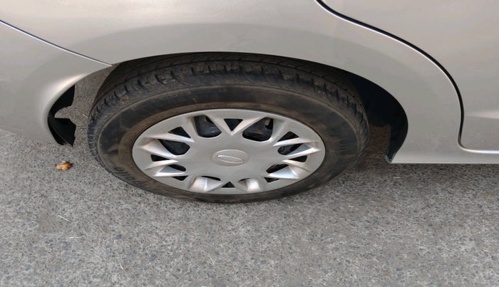 2016 Ford Figo Aspire TREND 1.2 PETROL, Petrol, Manual, 80,789 km, tyre