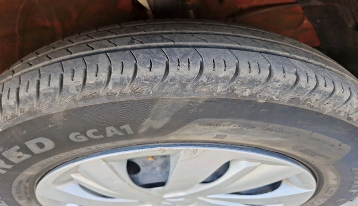 2024 Maruti Swift VXi, Petrol, Manual, 28,771 km, tyre